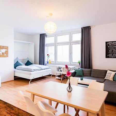 Helle Wohnung In Top-Lage, Hasselbachplatz - Altstadt, W-Lan, 4 Schlafplaetze Magdeburgo Exterior foto