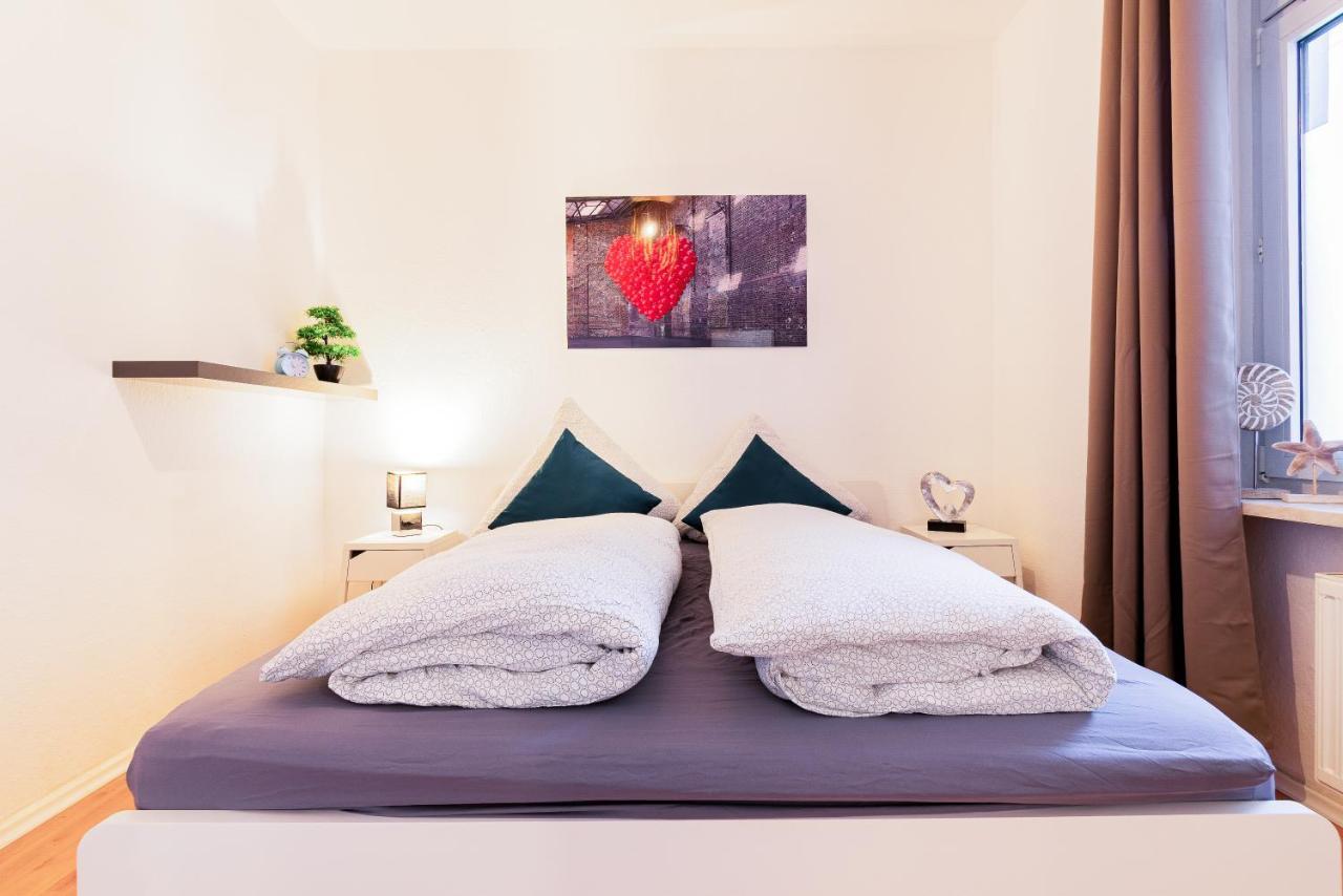 Helle Wohnung In Top-Lage, Hasselbachplatz - Altstadt, W-Lan, 4 Schlafplaetze Magdeburgo Exterior foto